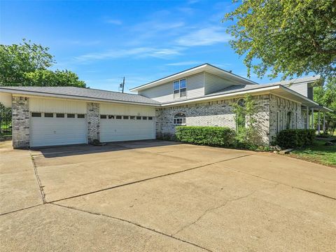 A home in Terrell