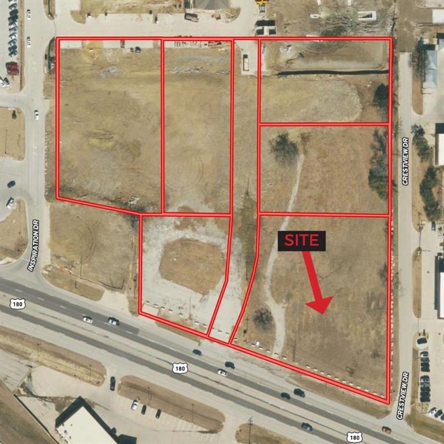 Pad sites available for sale. Located in front of the highest producing HEB in Texas. Surrounding tenants and traffic drivers include: HEB, Walmart, Chick-fil-a, Dairy Queen, Starbucks, Dutch Bros, Chipotle and numerous other national credit retailers and QSRs. This lot will require a monument sign to be installed at the southwest corner of the property. Prime location fronting Greystar's new Birchway Multi-Family development (332).