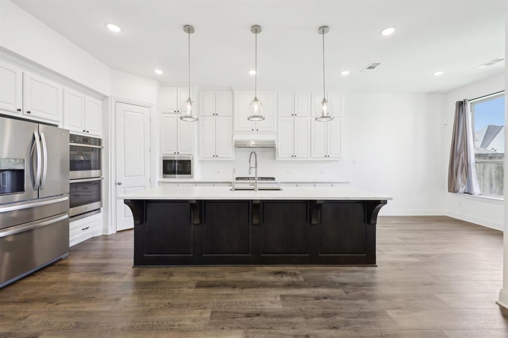 4101 Hawthorn Drive