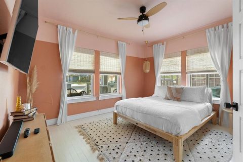 407 S Marlborough Avenue Dallas TX 75208