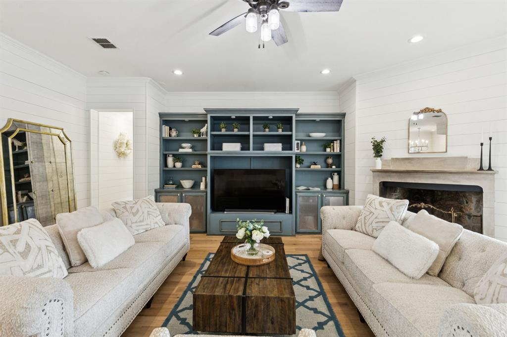 Aly Cat Add - Residential