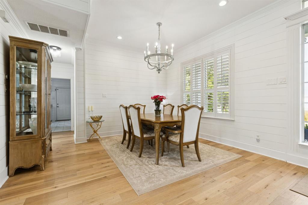 Aly Cat Add - Residential