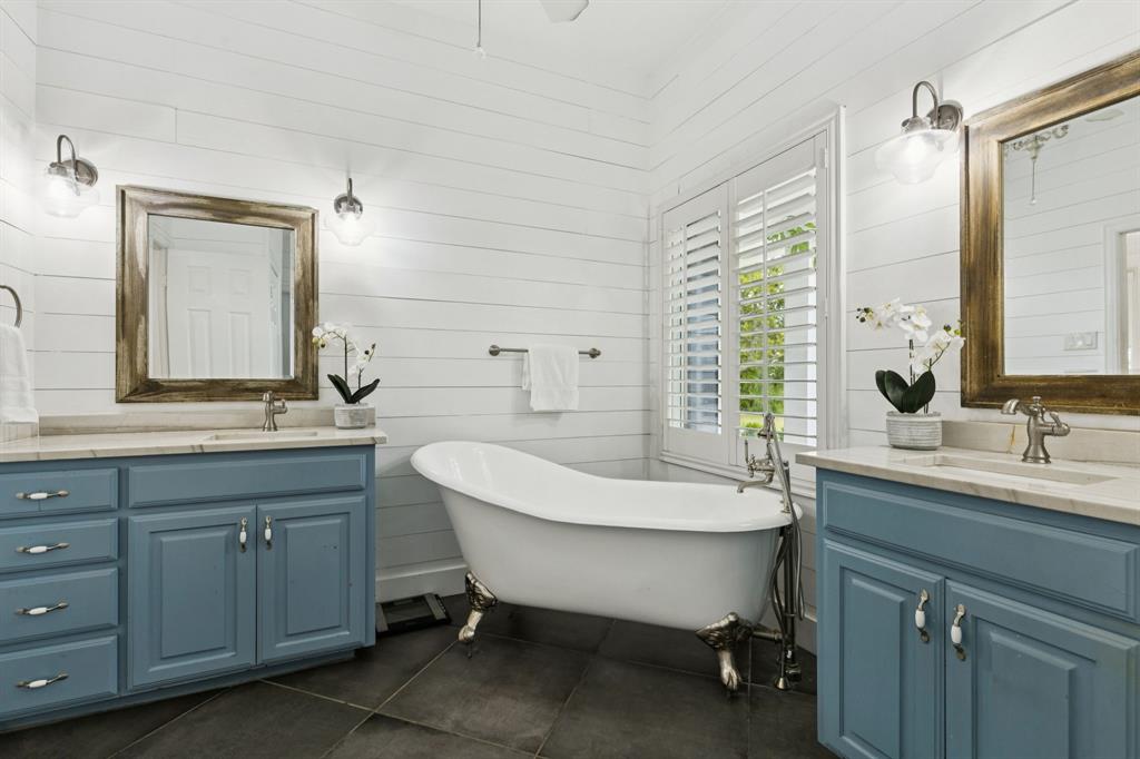 Aly Cat Add - Residential