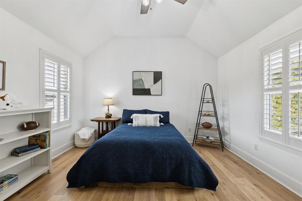 Aly Cat Add - Residential