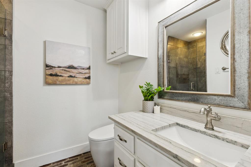 Aly Cat Add - Residential