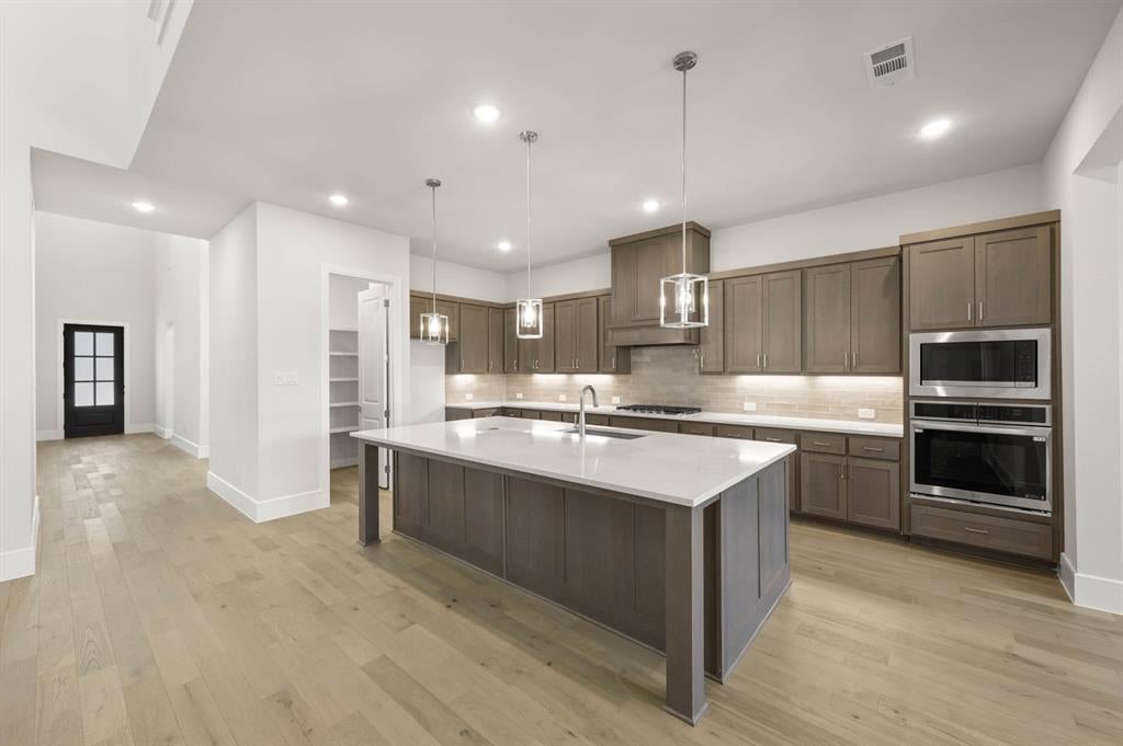184 Lantern Ridge Drive