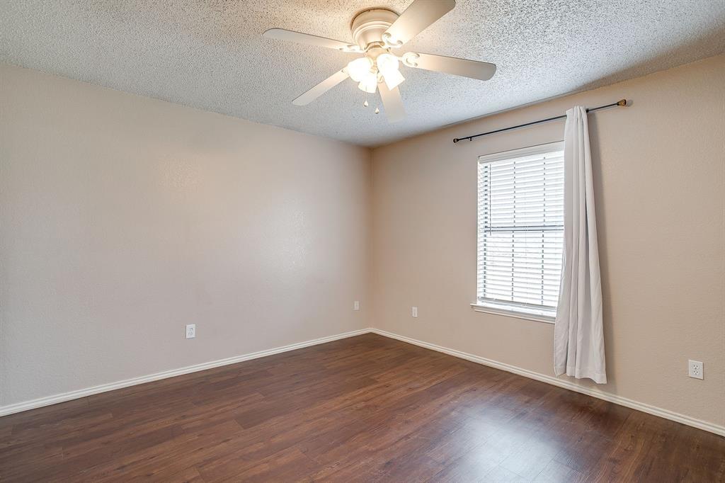 Joshua Plaza - Residential