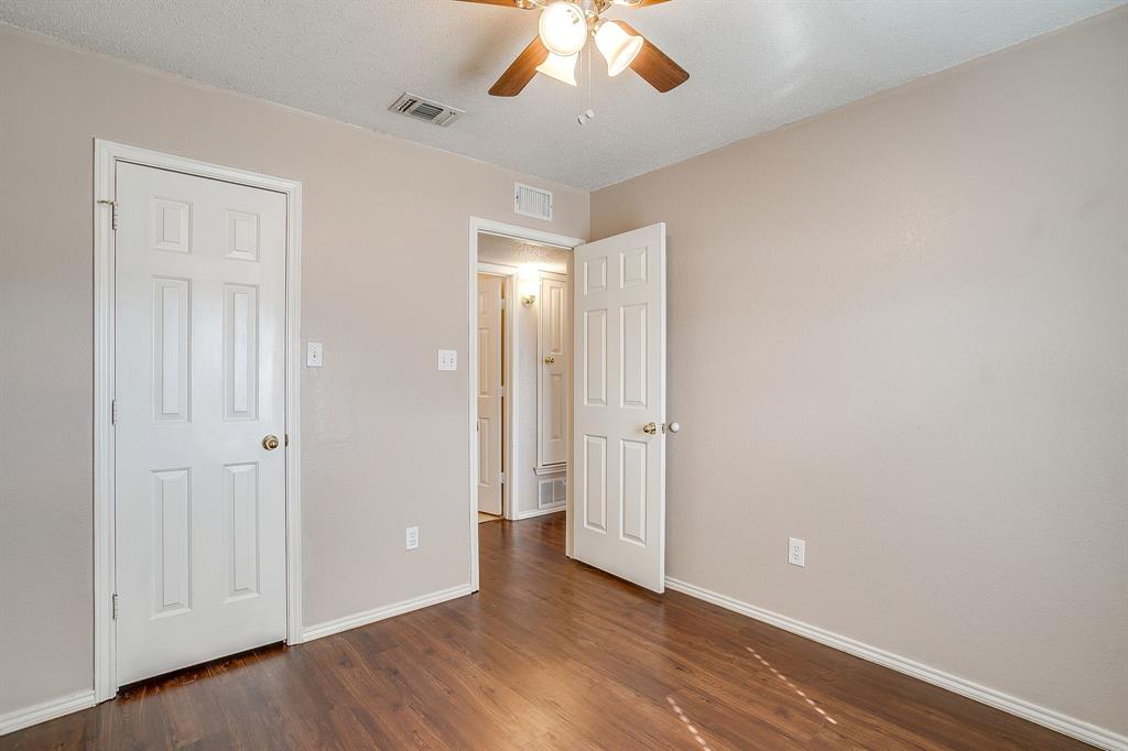 Joshua Plaza - Residential