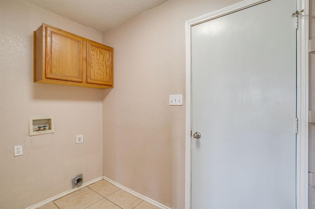 Joshua Plaza - Residential