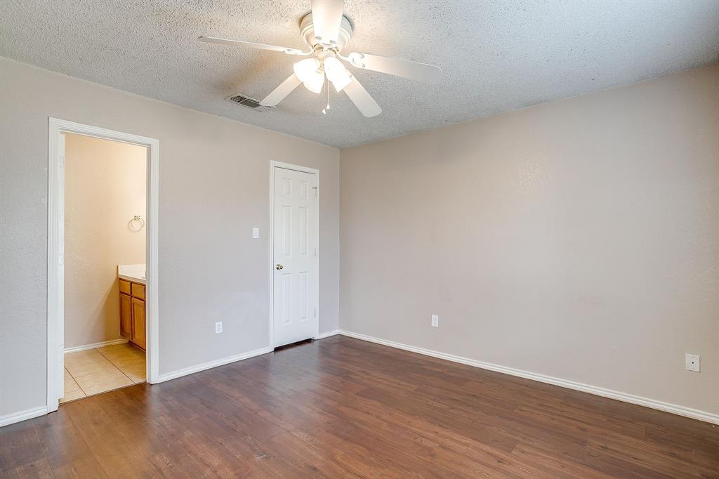 Joshua Plaza - Residential