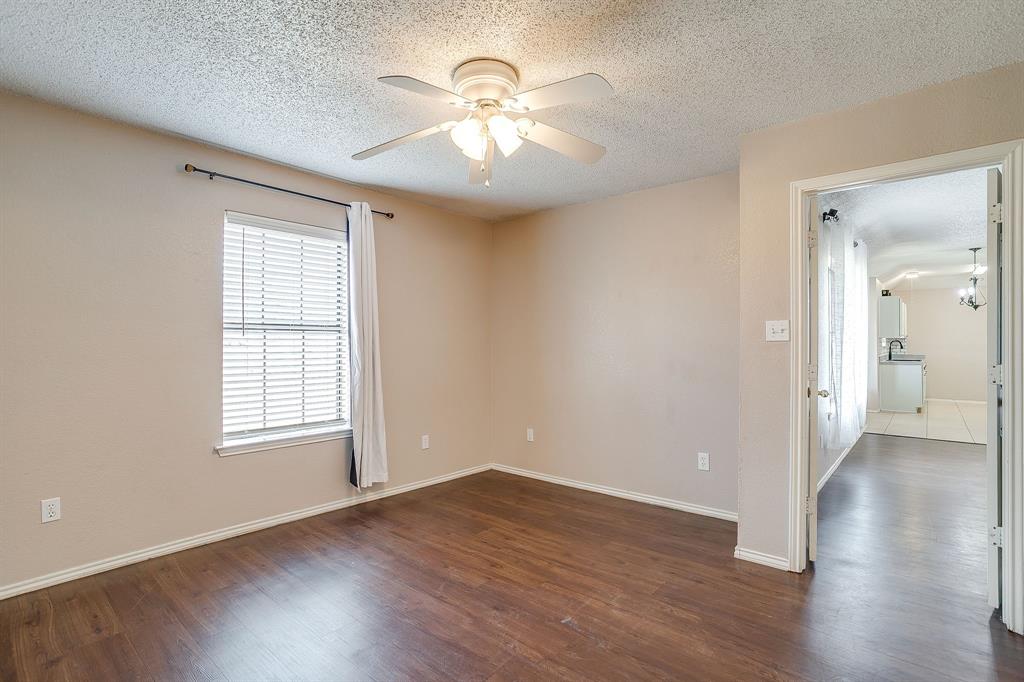 Joshua Plaza - Residential