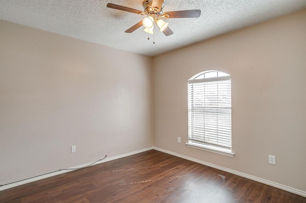 Joshua Plaza - Residential