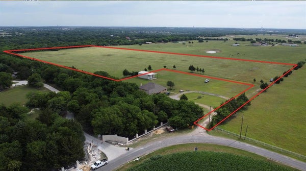 31 S HAMPTON RD, DESOTO, TX 75115 - Image 988ba0cf3ee5c403c7e8abd09ea577f6/3757918351