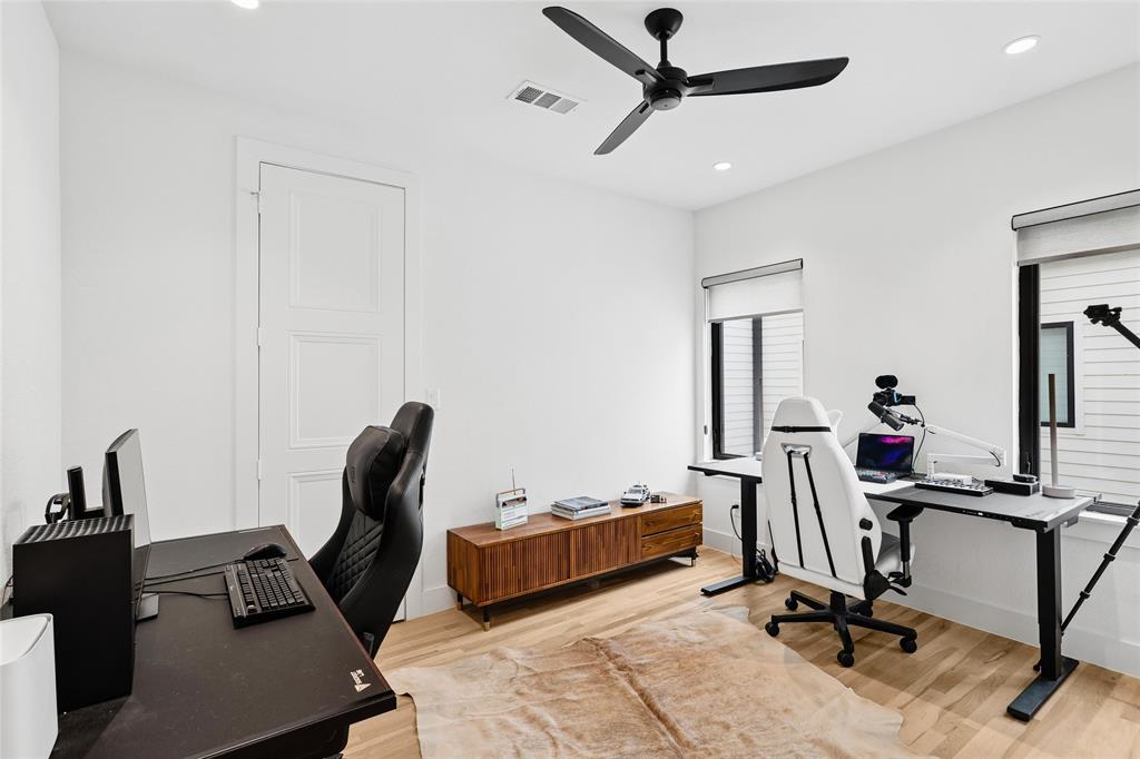 Reagan Street Townhomes - Residential