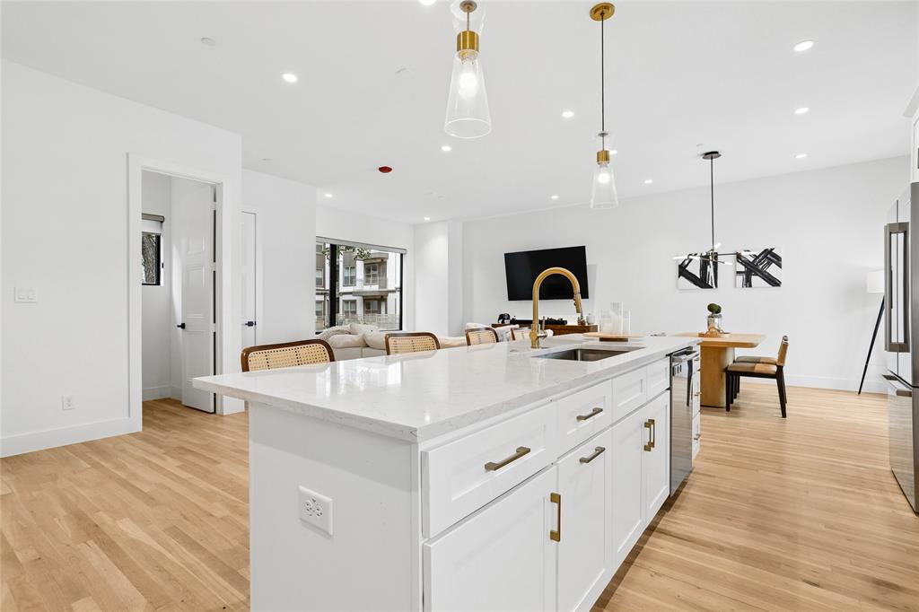Reagan Street Townhomes - Residential
