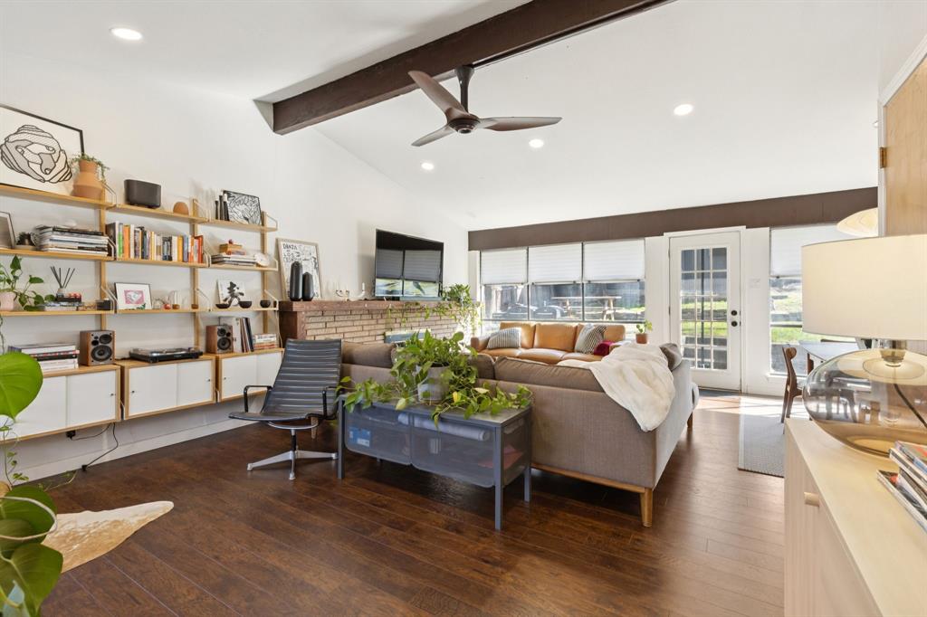 Lake Gardens - Residential