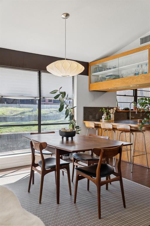 Lake Gardens - Residential