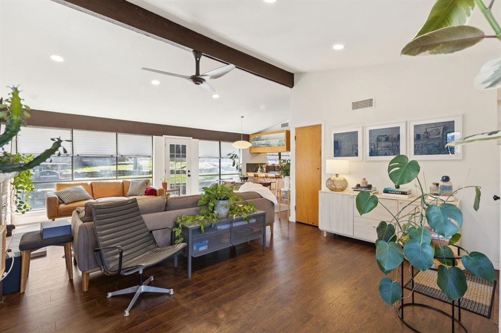 Lake Gardens - Residential