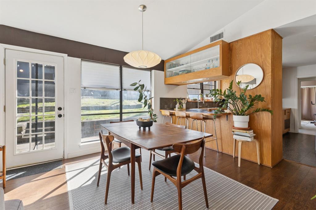 Lake Gardens - Residential