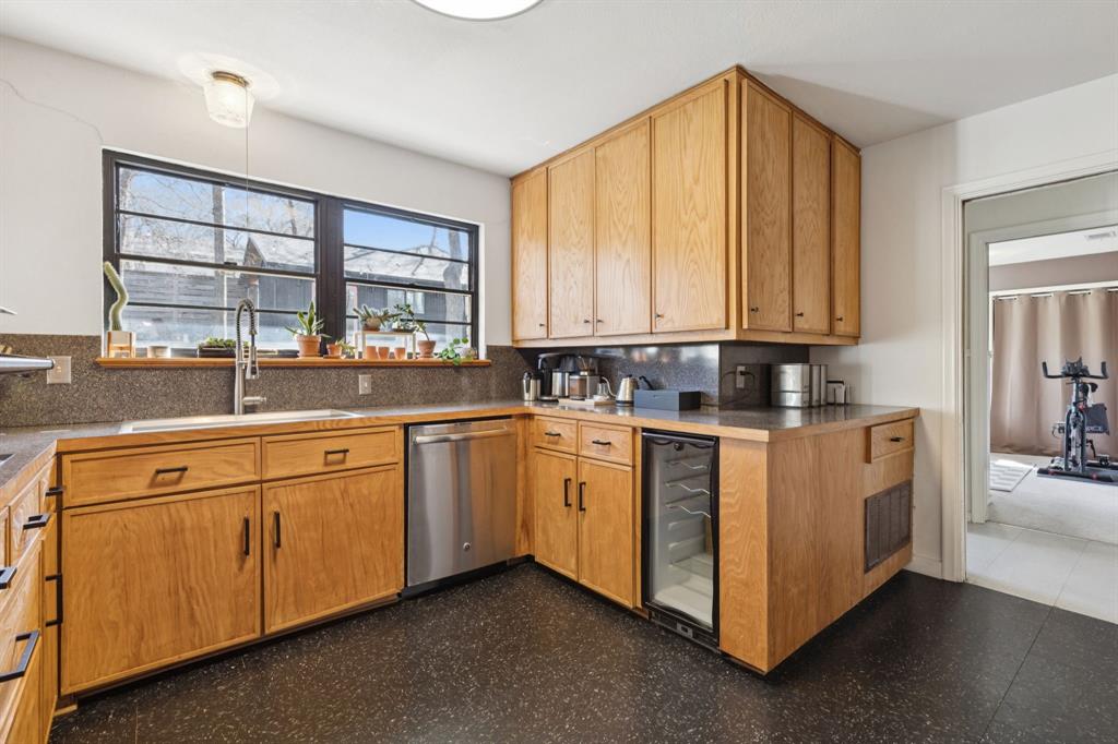 Lake Gardens - Residential