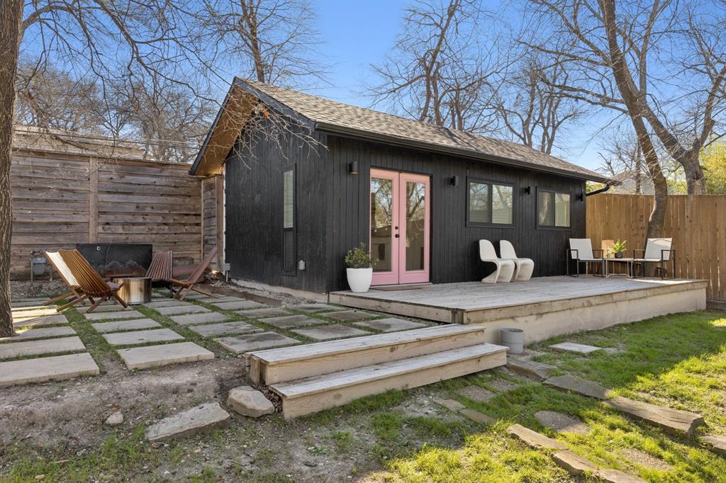 Lake Gardens - Residential