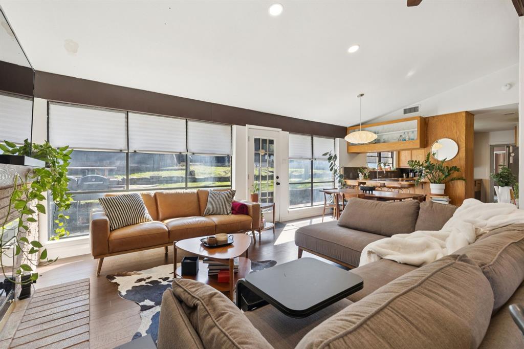 Lake Gardens - Residential