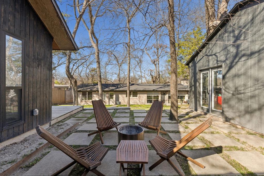 Lake Gardens - Residential