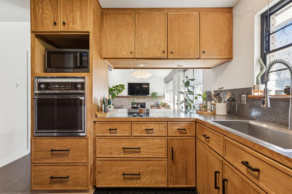 Lake Gardens - Residential