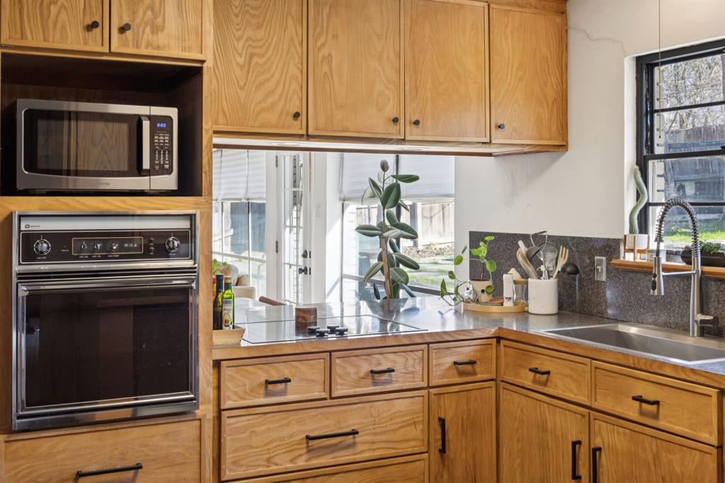 Lake Gardens - Residential