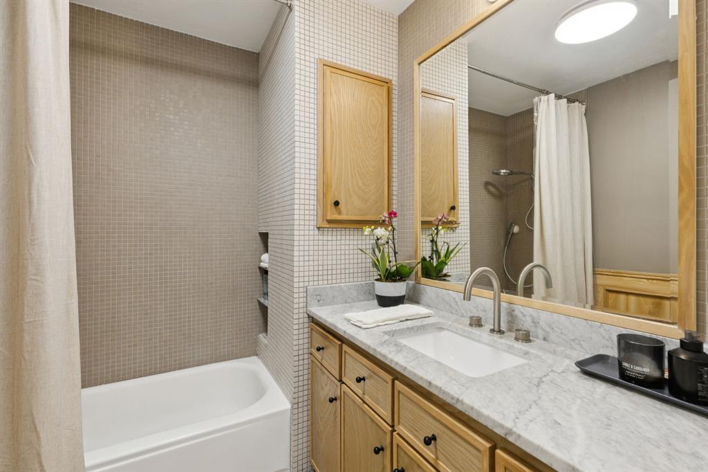 Lake Gardens - Residential