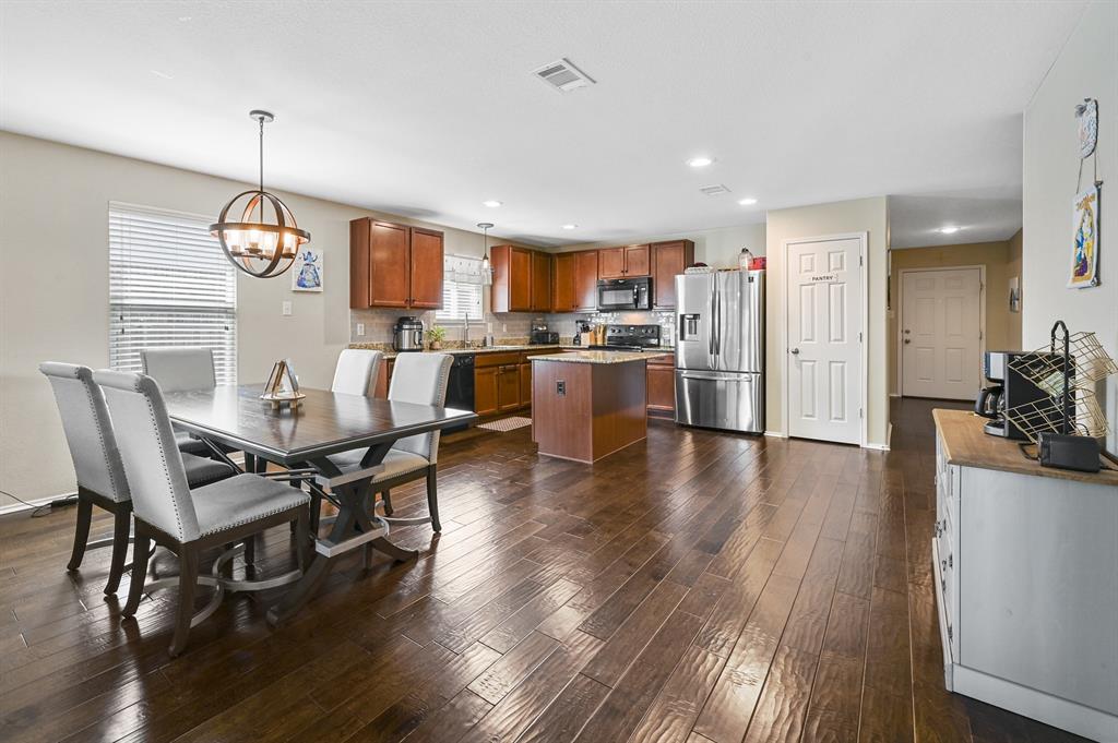 Fate, Texas 75189, United States, 3 Bedrooms Bedrooms, ,2 BathroomsBathrooms,Residential,Active,53870