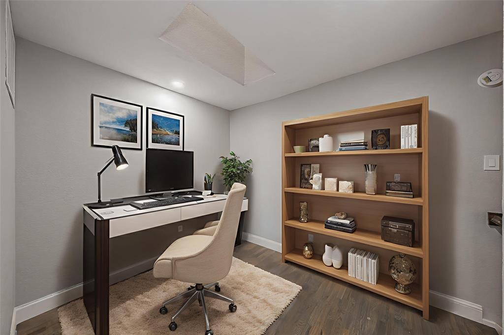 Ashton Square Condo - Residential