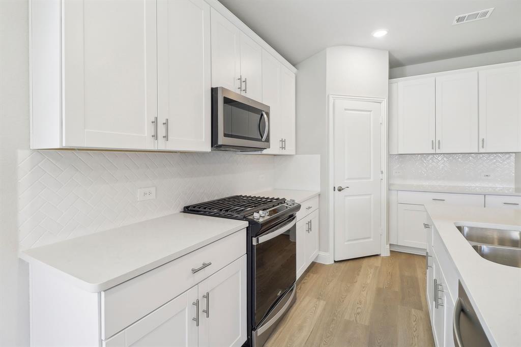 Simpson Crossing - Residential