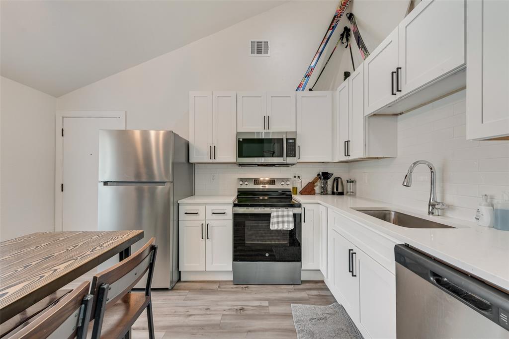 Collin Square Ph I - Residential