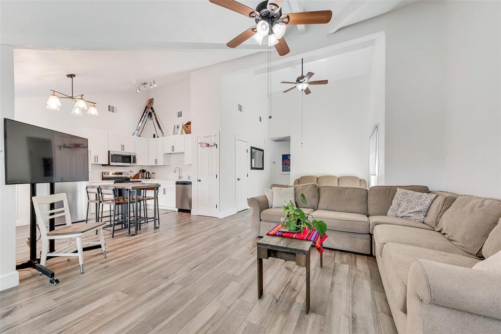 Collin Square Ph I - Residential