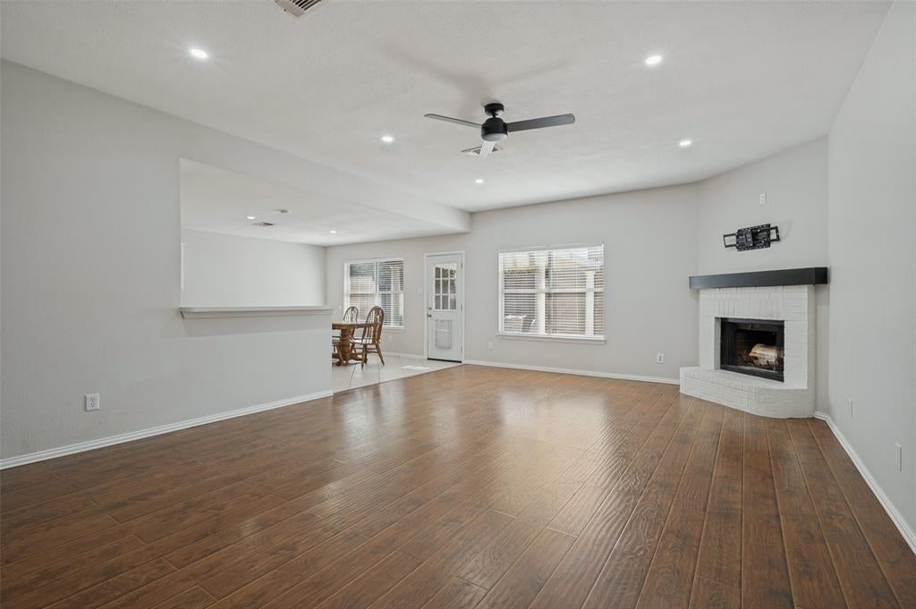 2000 Waterview Drive