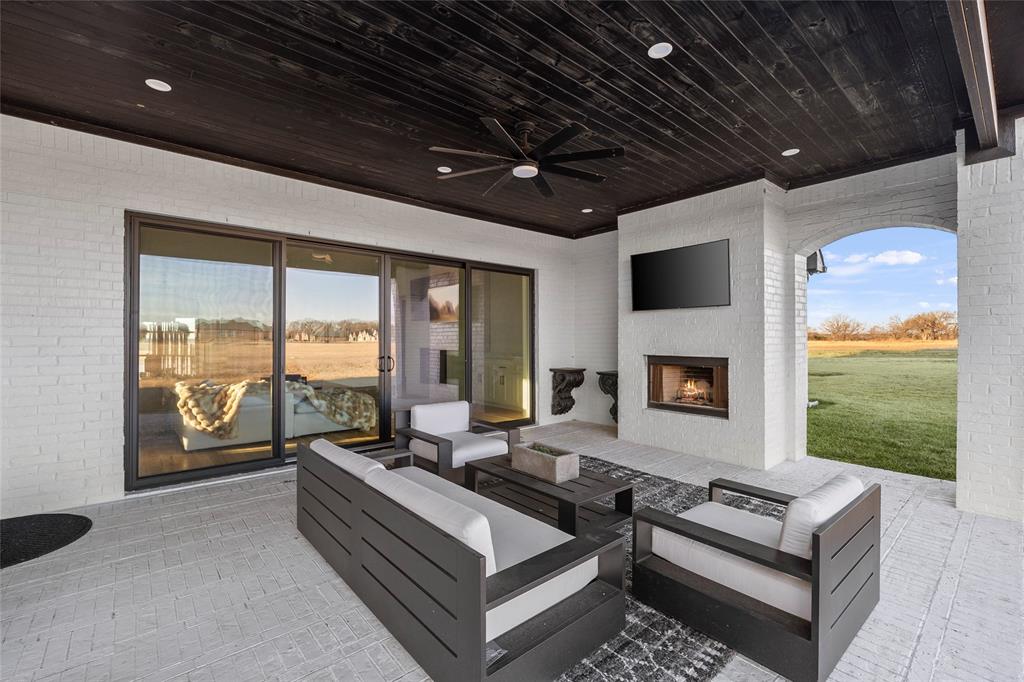 1240 Deerfield Drive