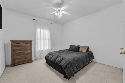 Tiny photo for 1401 Bagby Avenue #3, Waco, TX 76706 (MLS # 21099003)