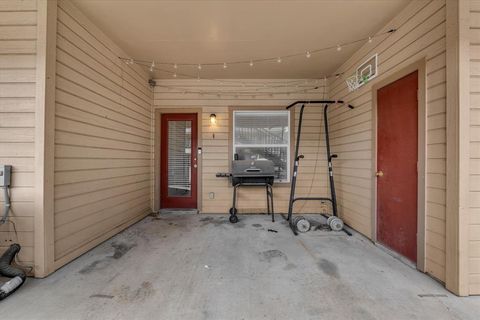 Tiny photo for 1401 Bagby Avenue #3, Waco, TX 76706 (MLS # 21099003)