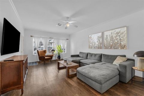 Tiny photo for 1401 Bagby Avenue #3, Waco, TX 76706 (MLS # 21099003)