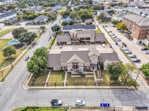 Tiny photo for 1401 Bagby Avenue #3, Waco, TX 76706 (MLS # 21099003)