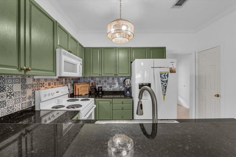 Tiny photo for 1401 Bagby Avenue #3, Waco, TX 76706 (MLS # 21099003)