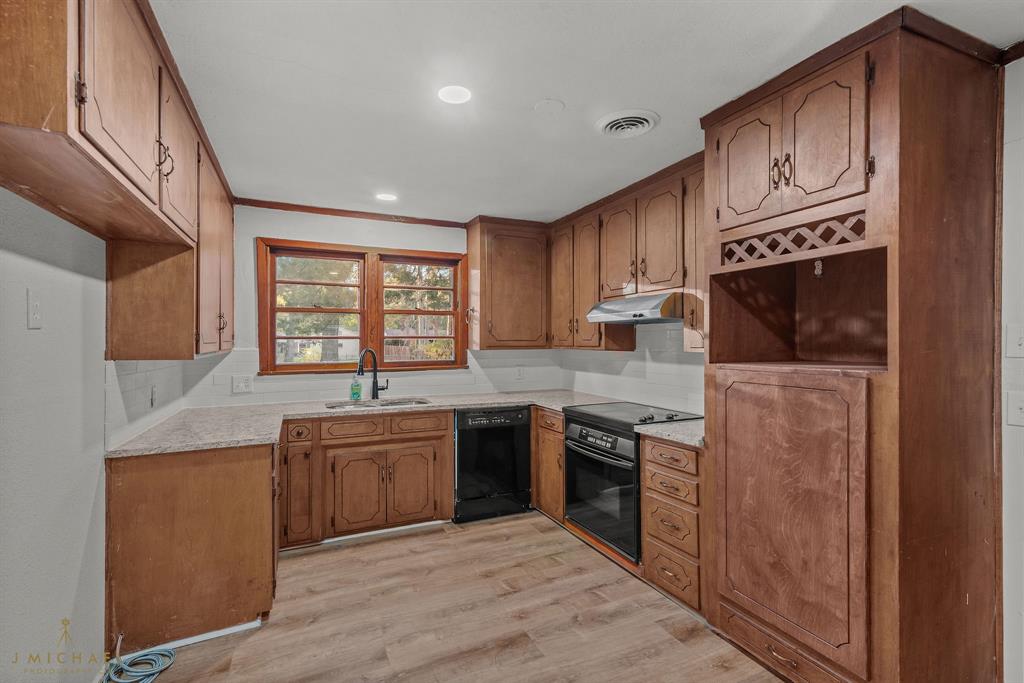 Brookwood Subn - Residential Lease