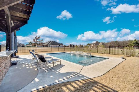 Tiny photo for 127 Sullivan Way, Waxahachie, TX 75167 (MLS # 21194937)