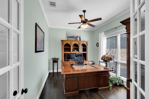 Tiny photo for 127 Sullivan Way, Waxahachie, TX 75167 (MLS # 21194937)