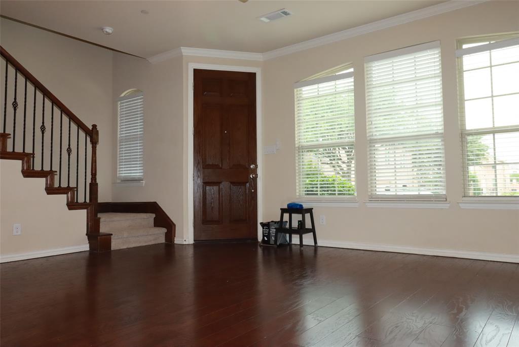 913 Shelby Lane