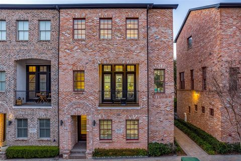2141 Helsminster Drive Dallas TX 75201