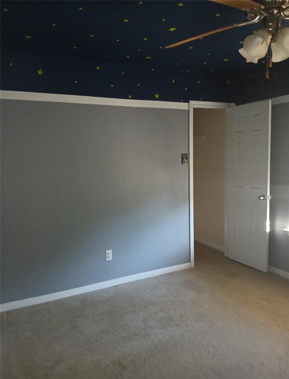 White Rock Estates Ph One - Residential