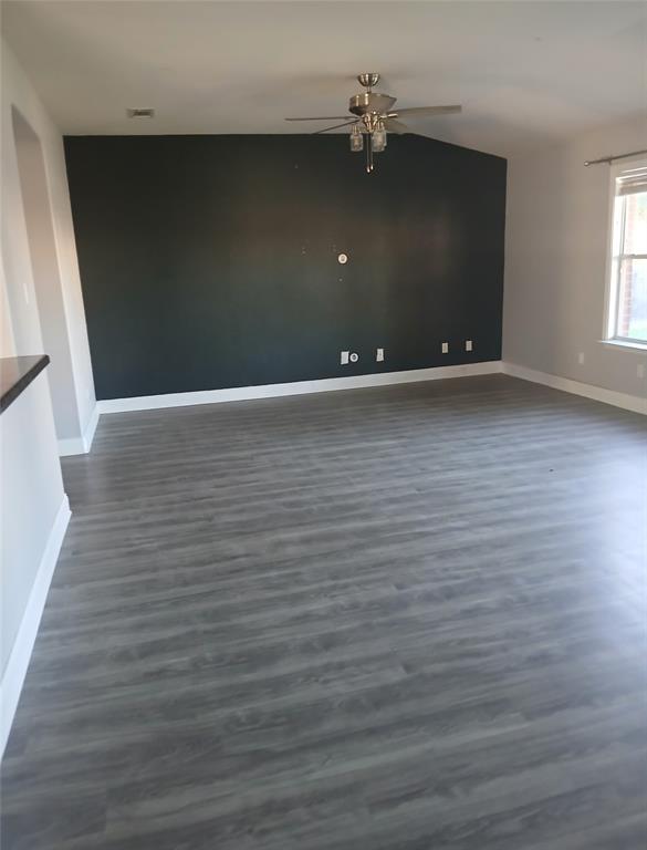 White Rock Estates Ph One - Residential