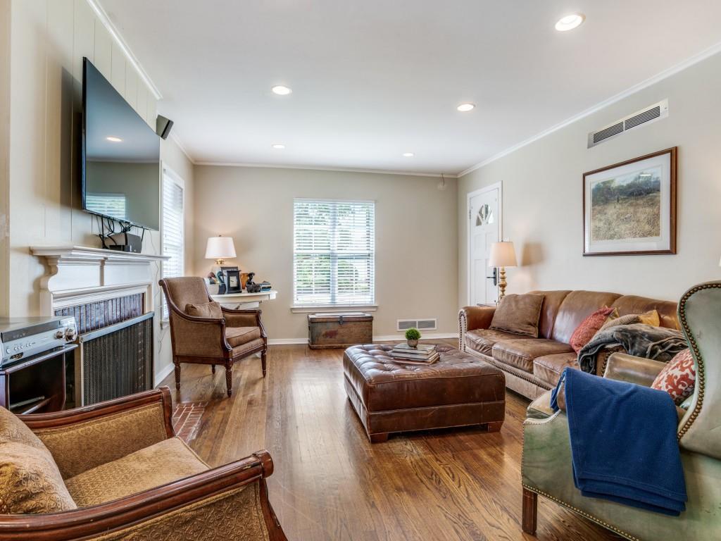 6627 Starling Circle